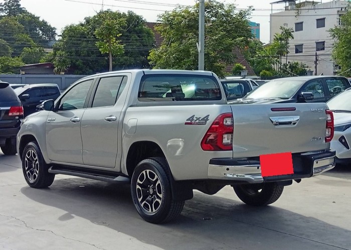 Used 4
                    TOYOTA
                     for Sale Image