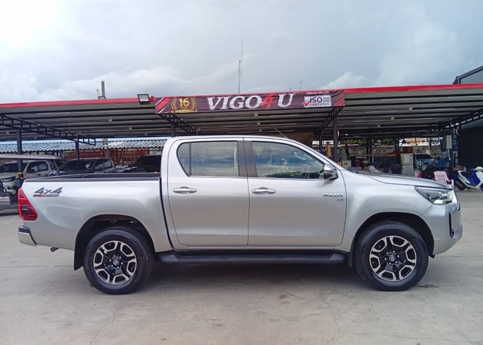 Used 4
                    TOYOTA
                     for Sale Image
