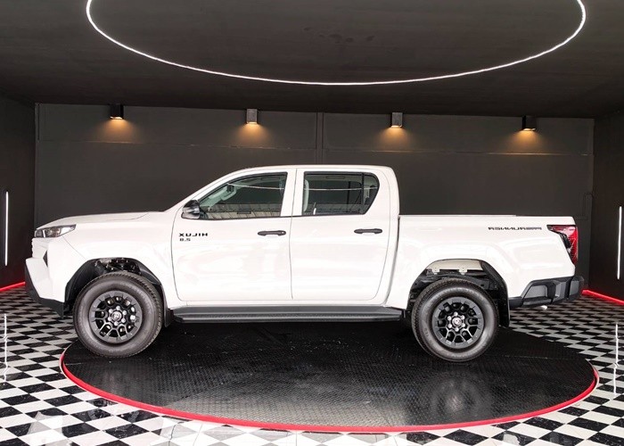 Used 4
                    TOYOTA
                     for Sale Image