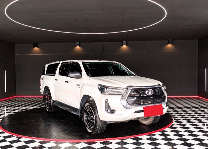 Used 6
                    TOYOTA
                     for Sale Image