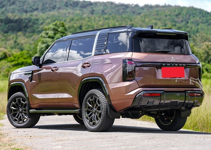 Used 1
                    MITSUBISHI
                     for Sale Image