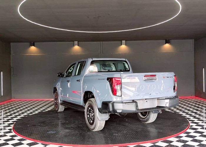 Used 5
                    TOYOTA
                     for Sale Image