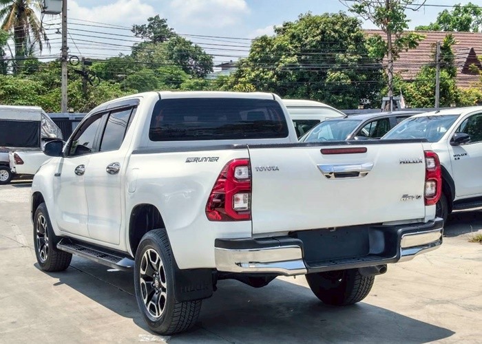 Used 12
                    TOYOTA
                     for Sale Image
