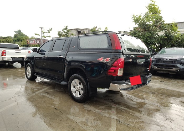 Used 12
                    TOYOTA
                     for Sale Image