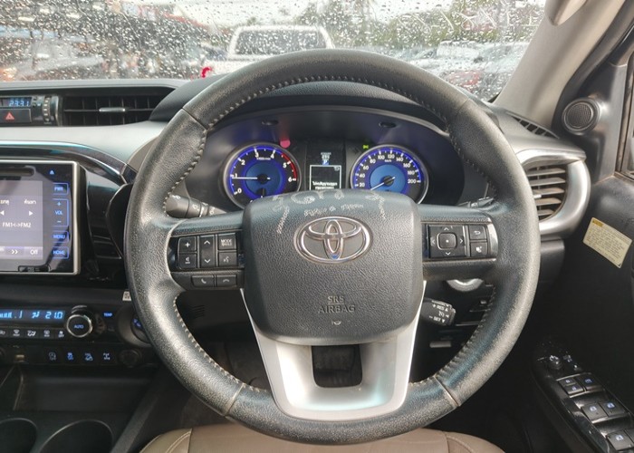 Used 12
                    TOYOTA
                     for Sale Image