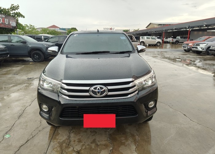 Used 12
                    TOYOTA
                     for Sale Image