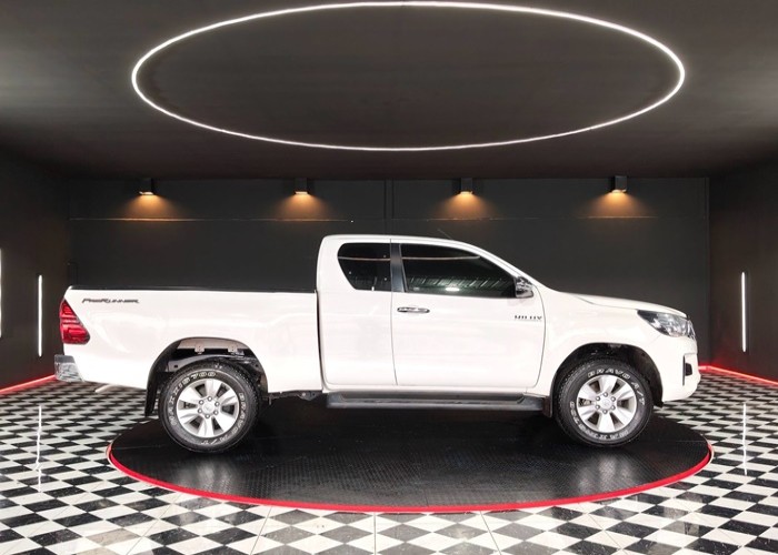 Used 7
                    TOYOTA
                     for Sale Image
