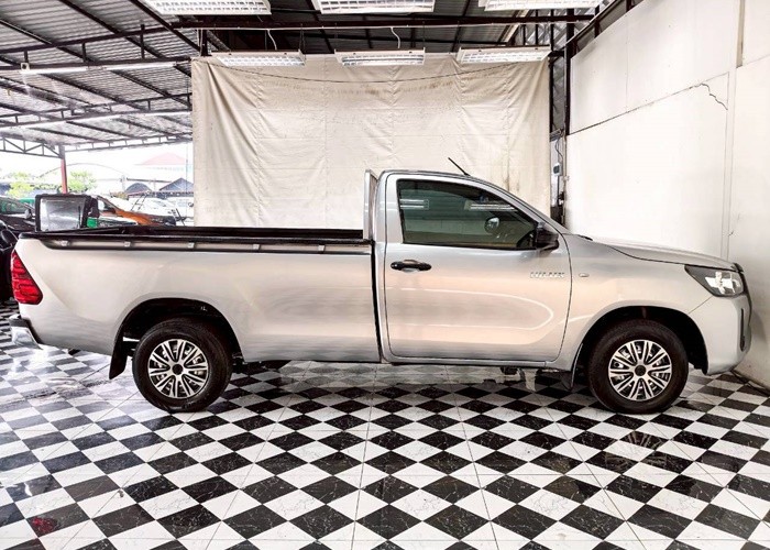 Used 12
                    TOYOTA
                     for Sale Image