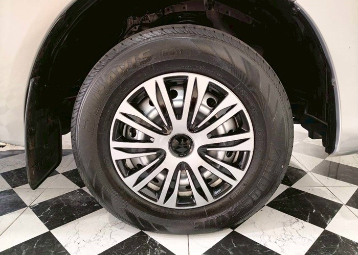 Used 12
                    TOYOTA
                     for Sale Image