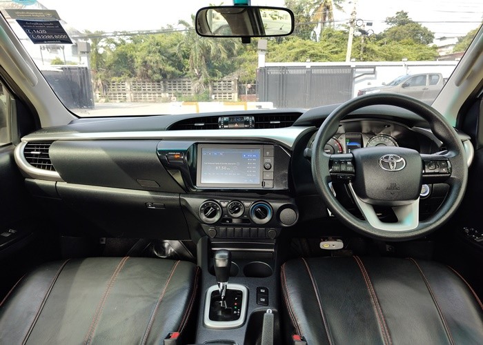 Used 8
                    TOYOTA
                     for Sale Image