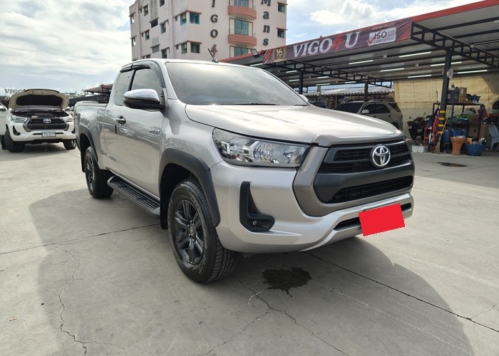 Used 8
                    TOYOTA
                     for Sale Image