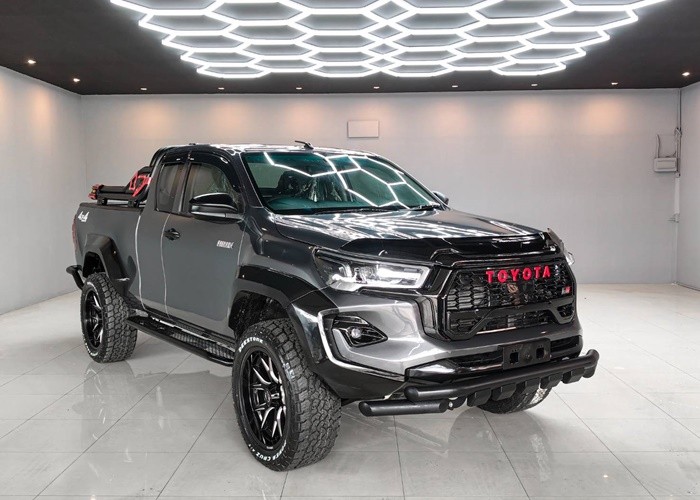 Used 8
                    TOYOTA
                     for Sale Image