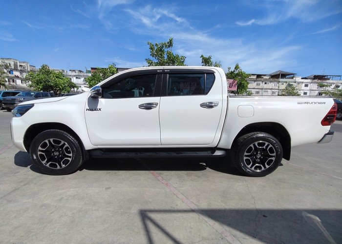 Used 5
                    TOYOTA
                     for Sale Image