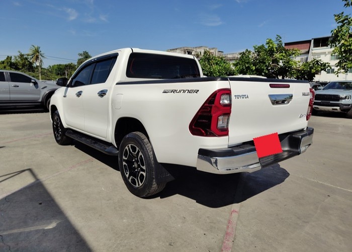Used 5
                    TOYOTA
                     for Sale Image