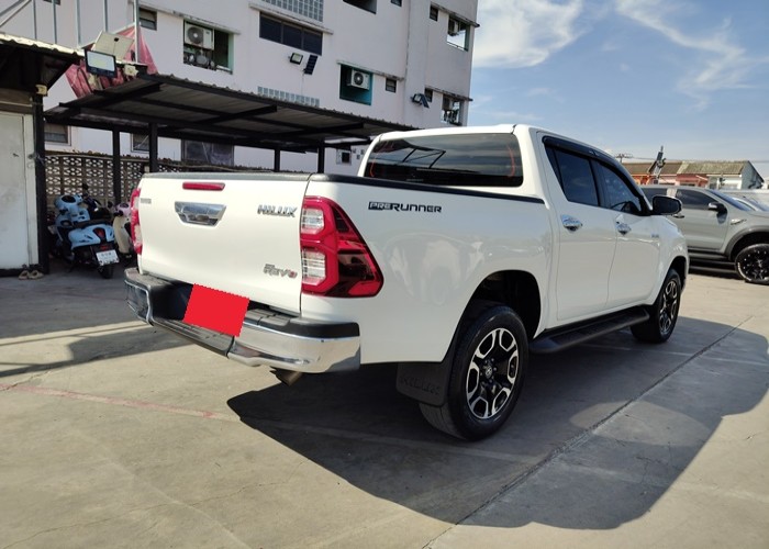 Used 5
                    TOYOTA
                     for Sale Image