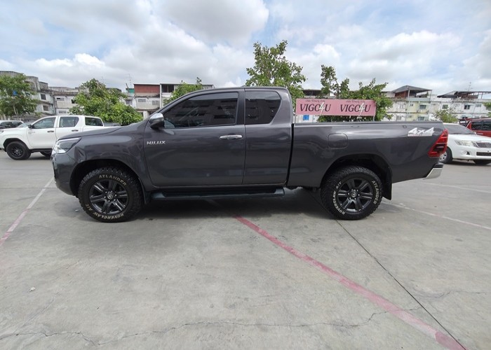 Used 7
                    TOYOTA
                     for Sale Image