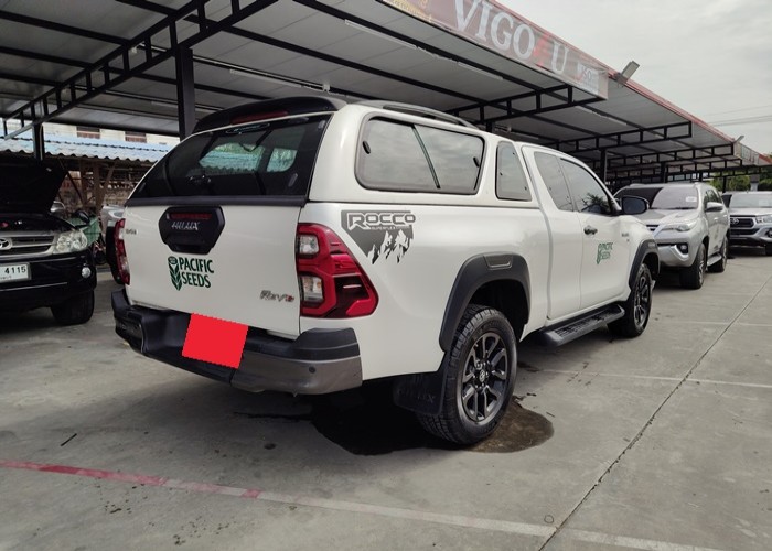 Used 7
                    TOYOTA
                     for Sale Image