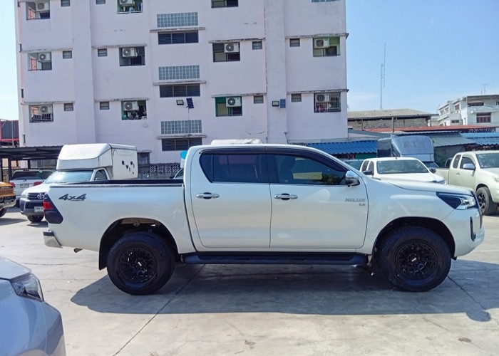 Used 6
                    TOYOTA
                     for Sale Image
