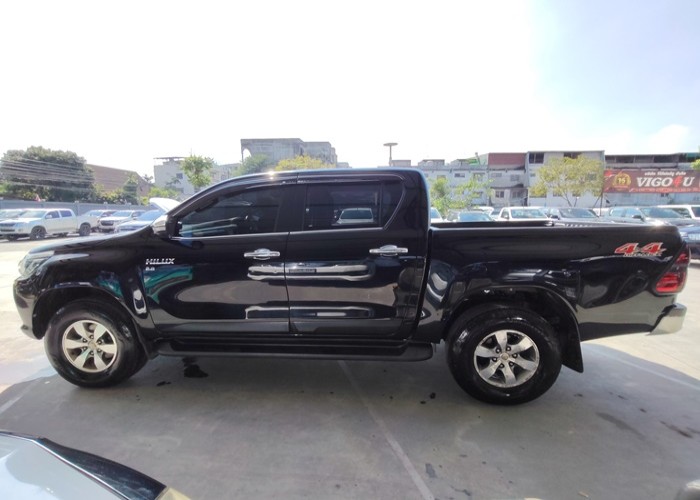 Used 11
                    TOYOTA
                     for Sale Image