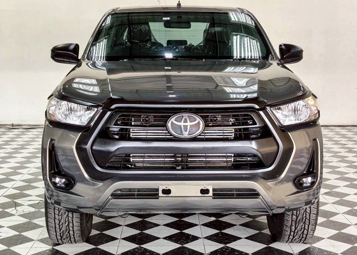 Used 11
                    TOYOTA
                     for Sale Image