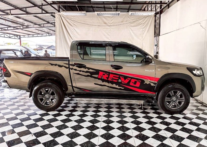 Used 11
                    TOYOTA
                     for Sale Image