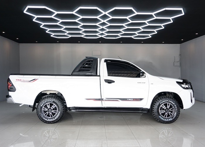 Used 5
                    TOYOTA
                     for Sale Image