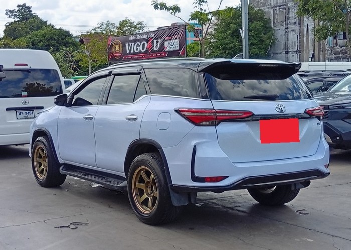 Used 7
                    TOYOTA
                     for Sale Image