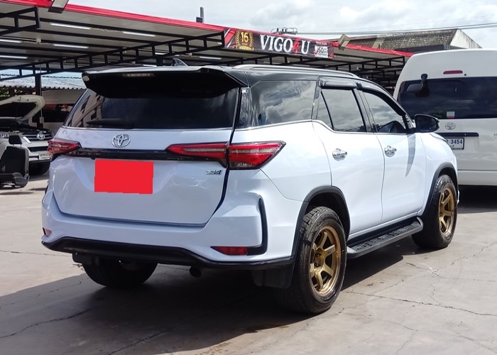 Used 7
                    TOYOTA
                     for Sale Image