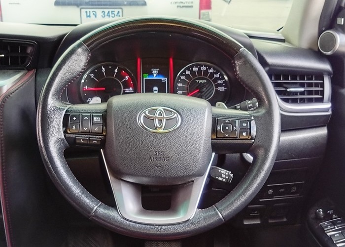 Used 7
                    TOYOTA
                     for Sale Image