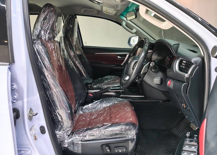 Used 7
                    TOYOTA
                     for Sale Image