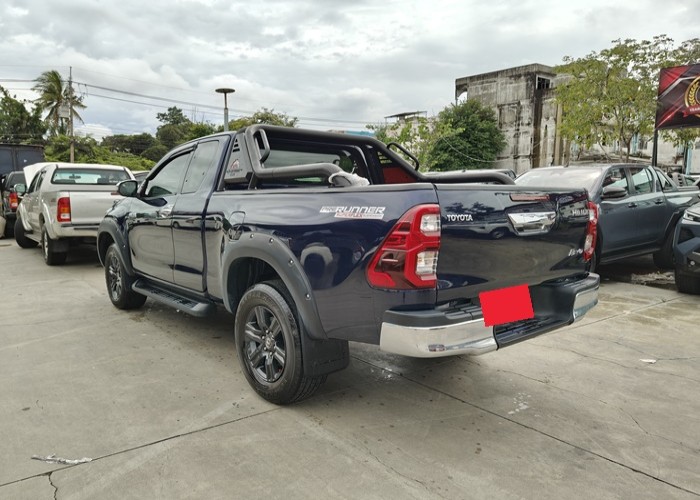 Used 8
                    TOYOTA
                     for Sale Image