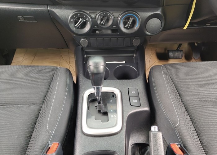 Used 8
                    TOYOTA
                     for Sale Image