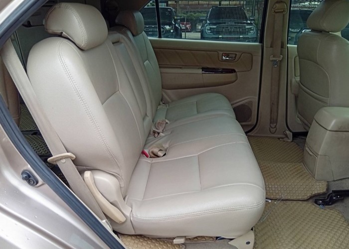 Used 5
                    TOYOTA
                     for Sale Image