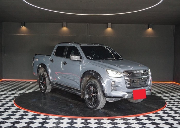 Used 6
                    ISUZU
                     for Sale Image
