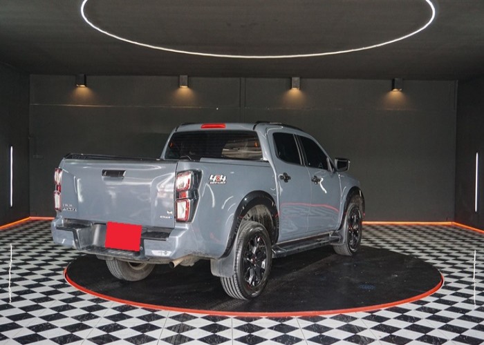 Used 6
                    ISUZU
                     for Sale Image