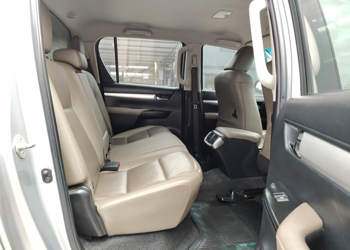 Used 7
                    TOYOTA
                     for Sale Image