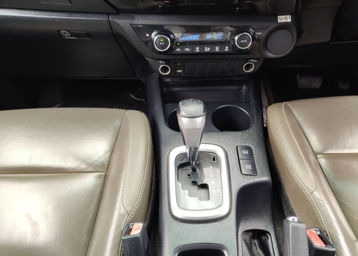 Used 7
                    TOYOTA
                     for Sale Image