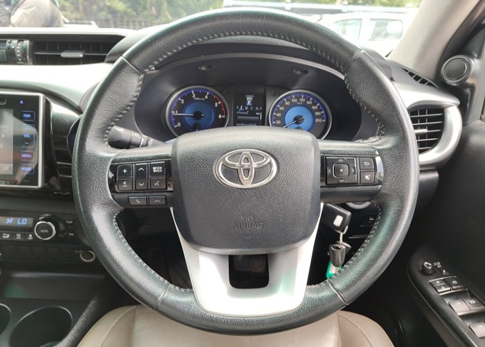 Used 7
                    TOYOTA
                     for Sale Image
