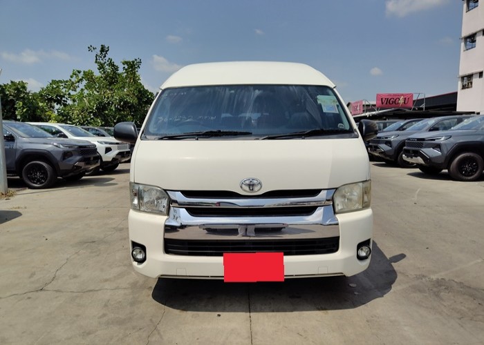 Used 8
                    TOYOTA
                     for Sale Image