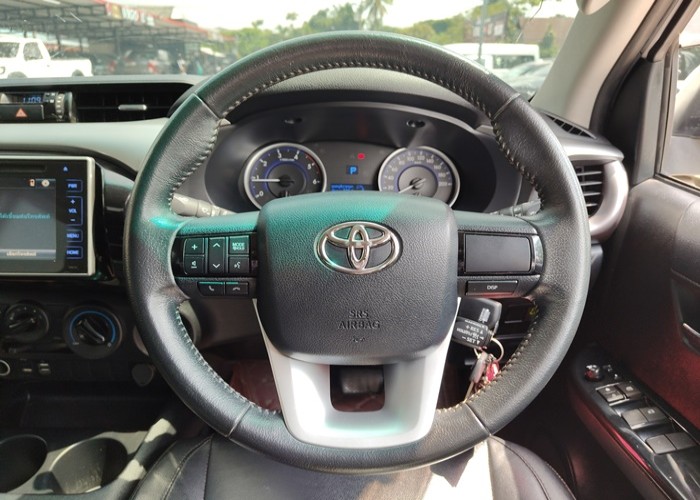 Used 12
                    TOYOTA
                     for Sale Image