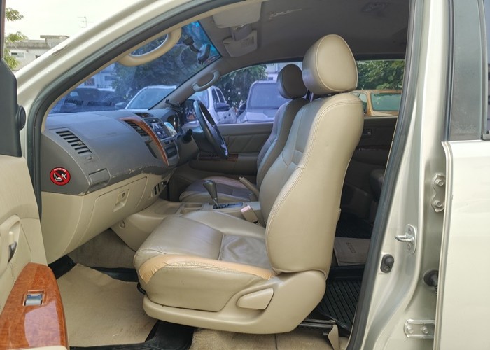 Used 9
                    TOYOTA
                     for Sale Image