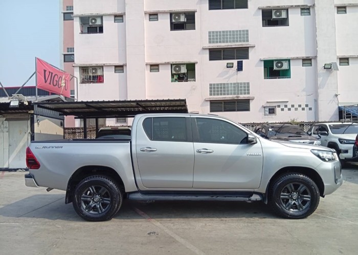 Used 9
                    TOYOTA
                     for Sale Image