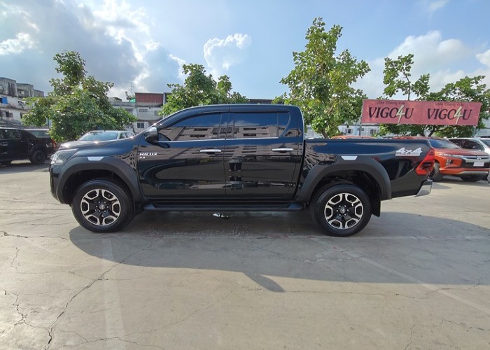 Used 6
                    TOYOTA
                     for Sale Image