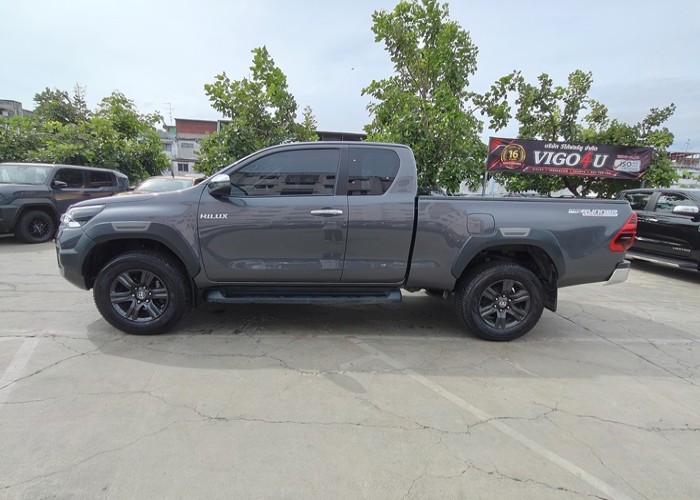 Used 5
                    TOYOTA
                     for Sale Image