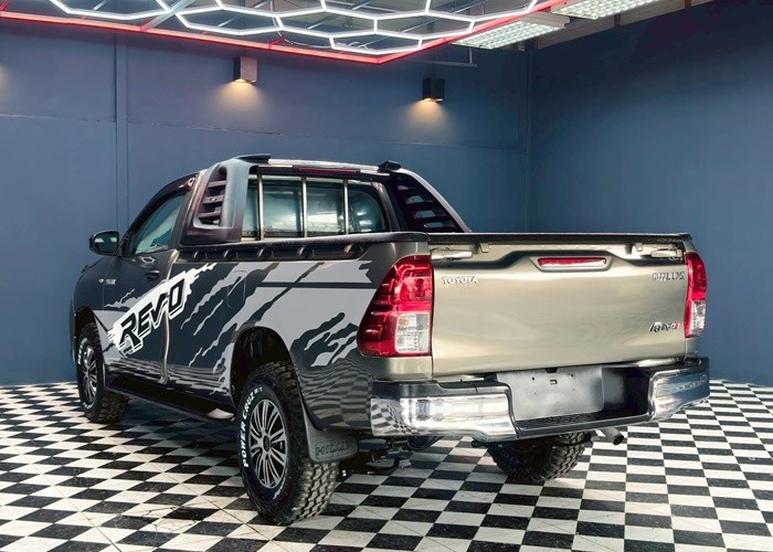 Used 8
                    TOYOTA
                     for Sale Image