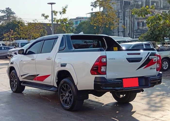 Used 7
                    TOYOTA
                     for Sale Image