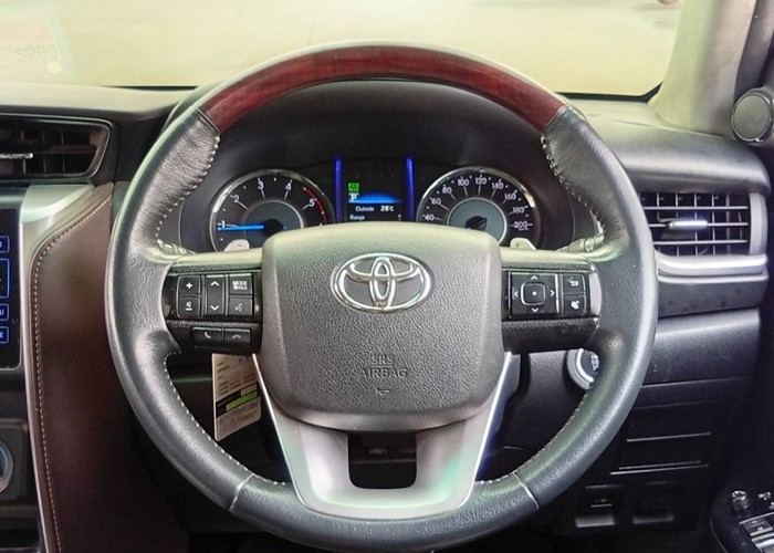 Used 7
                    TOYOTA
                     for Sale Image