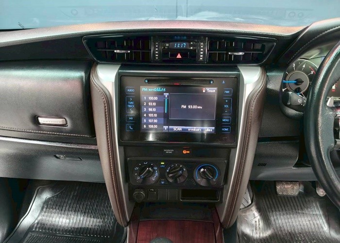 Used 7
                    TOYOTA
                     for Sale Image