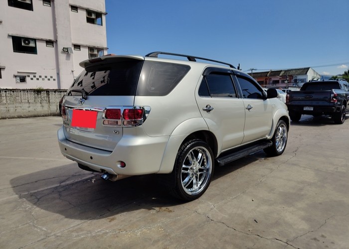 Used 5
                    TOYOTA
                     for Sale Image