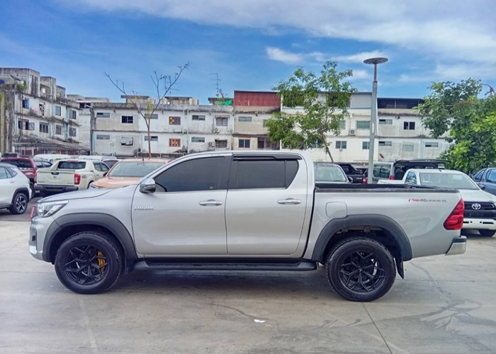Used 6
                    TOYOTA
                     for Sale Image